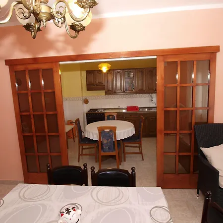 Apartment In Pula 752 Apartment *