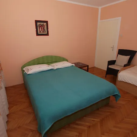 Apartment In Pula 752 Pula