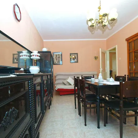 Apartment In Pula 752 Apartment *