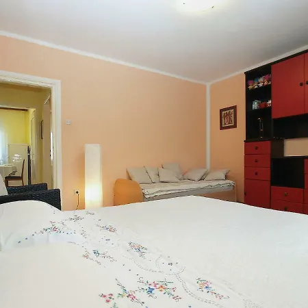 Apartment Apartment In Pula 752
